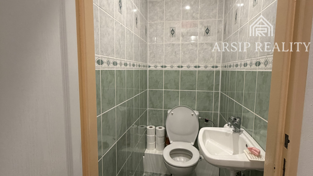 Na predaj: priestranný a útulný 3-izbový byt v Snine – Študentská ulica