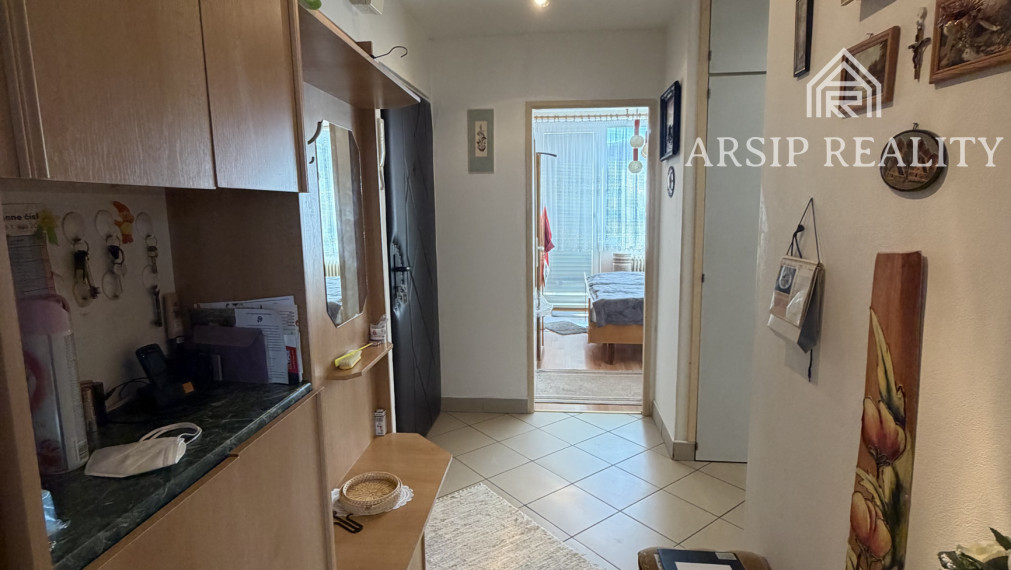 Na predaj: priestranný a útulný 3-izbový byt v Snine – Študentská ulica