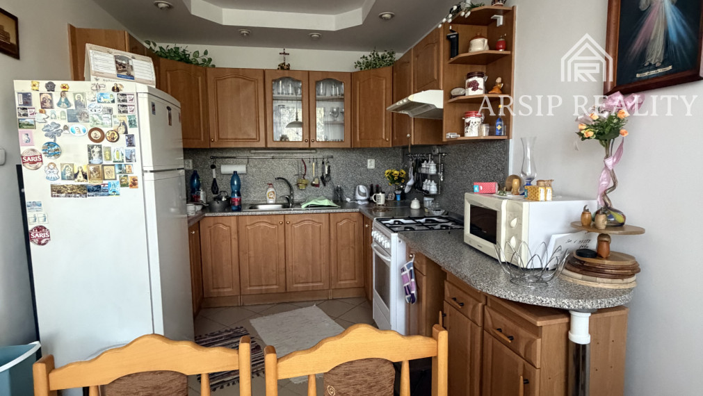 Na predaj: priestranný a útulný 3-izbový byt v Snine – Študentská ulica