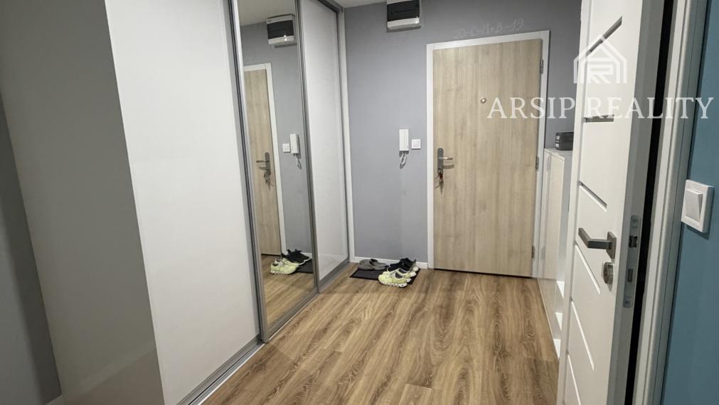 Prenájom kompletne zrekonštruovaného 2 i bytu Michalovce