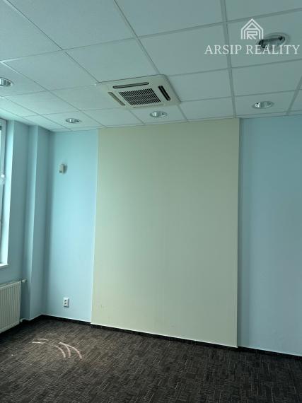 ARSIP REALITY Vám ponúka na prenájom lukratívny priestor pre podnikateľskú a administratívnu činnosť