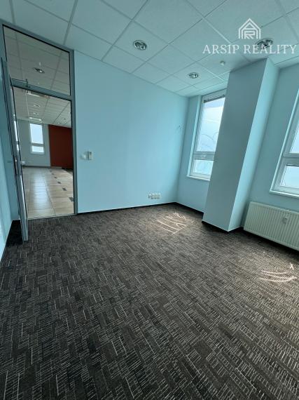 ARSIP REALITY Vám ponúka na prenájom lukratívny priestor pre podnikateľskú a administratívnu činnosť