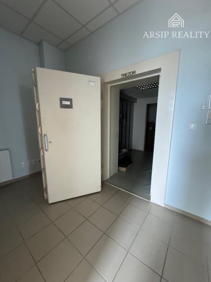 ARSIP REALITY Vám ponúka na prenájom lukratívny priestor pre podnikateľskú a administratívnu činnosť