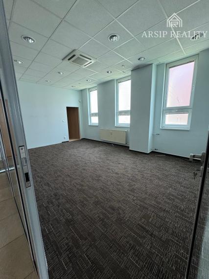 ARSIP REALITY Vám ponúka na prenájom lukratívny priestor pre podnikateľskú a administratívnu činnosť