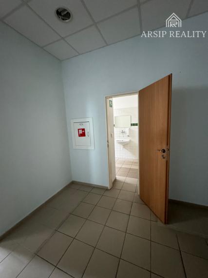 ARSIP REALITY Vám ponúka na prenájom lukratívny priestor pre podnikateľskú a administratívnu činnosť