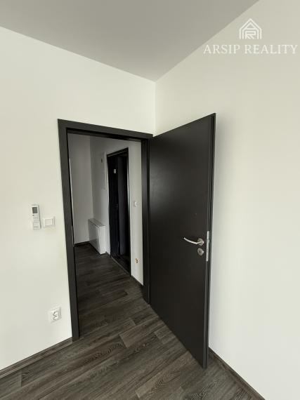 🏠 Prenájom 2-izbového bytu v centre mesta Humenné