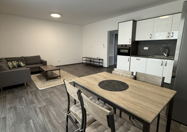 🏠 Prenájom 2-izbového bytu v centre mesta Humenné