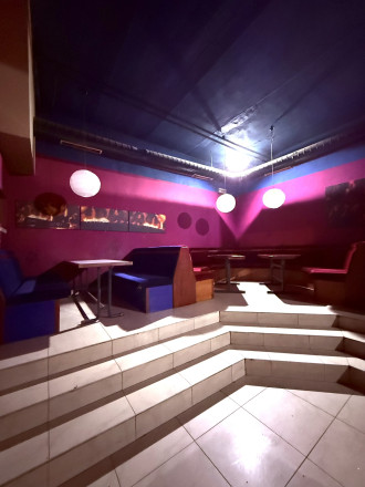 Na prenájom: Obchodný priestor 500 m² v centre Humenného   Ideálne pre bar, klub, sklad alebo iné podnikanie - fotografia 4